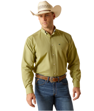 WRINKLE FREE SOLID PINPOINT OXFORD CLASSIC FIT ARIAT MENS LONG SLEEVE